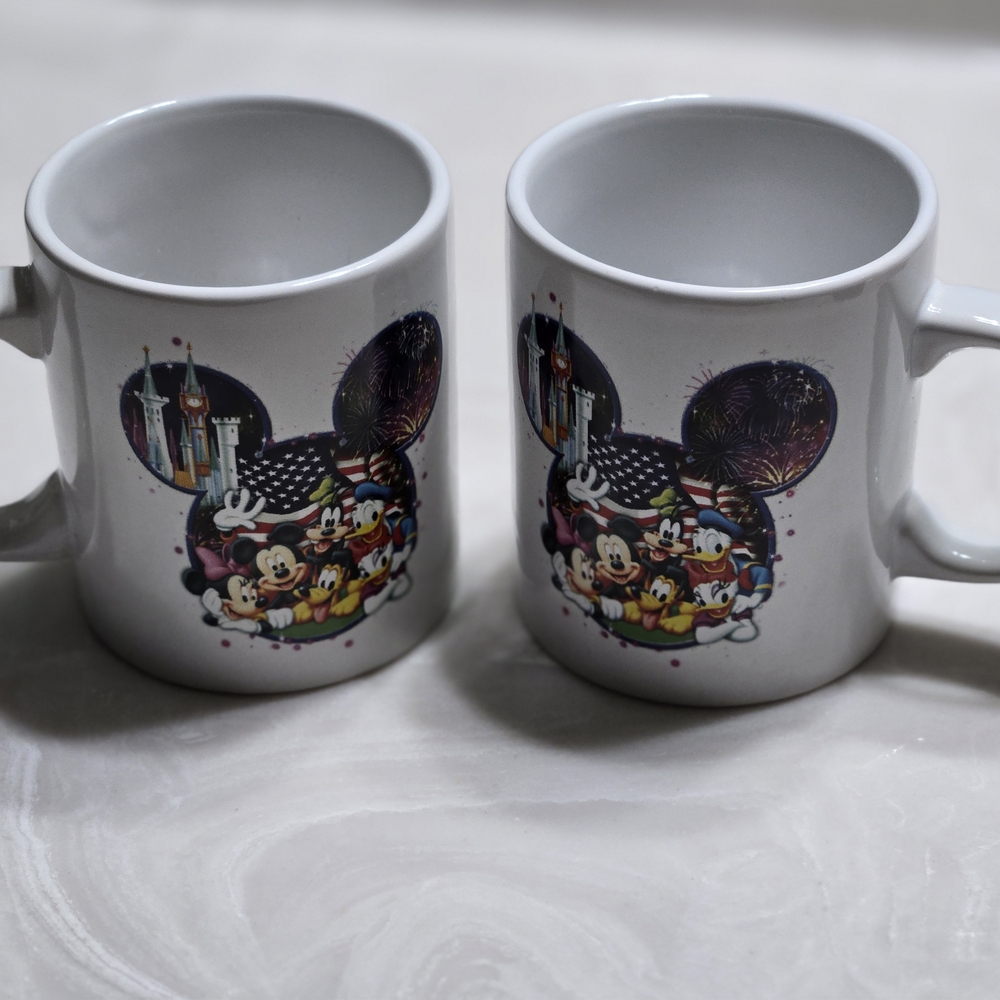 Disney Souvenir Mugs Mickey Mouse & Friends Jerry Leigh Mouse Ears Set Of 2 New